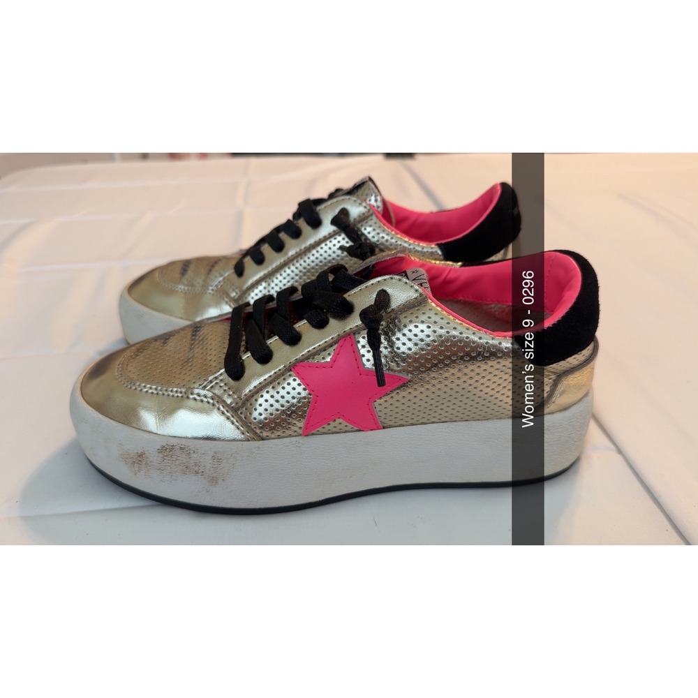 Vintage Havana Gold Metallic Neon Pink Star Sneakers Womens 9 Low Top Lace Up